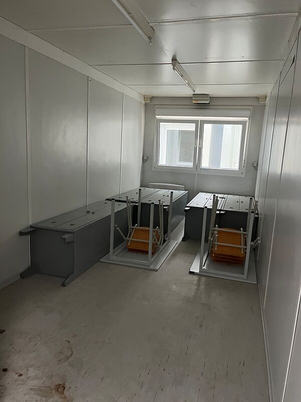 Bürocontainer 20' (ca. 6058 x 2438 x 2600mm) 3 Sterne